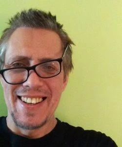 andy_weird_glasses